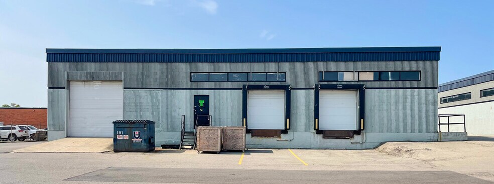 More Photos Of 600 Orwell St, Mississauga Light Distribution For Lease