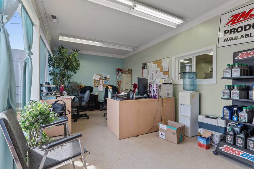 More Photos Of 7216 Hiram Douglasville Hwy, Douglasville Freestanding For Sale