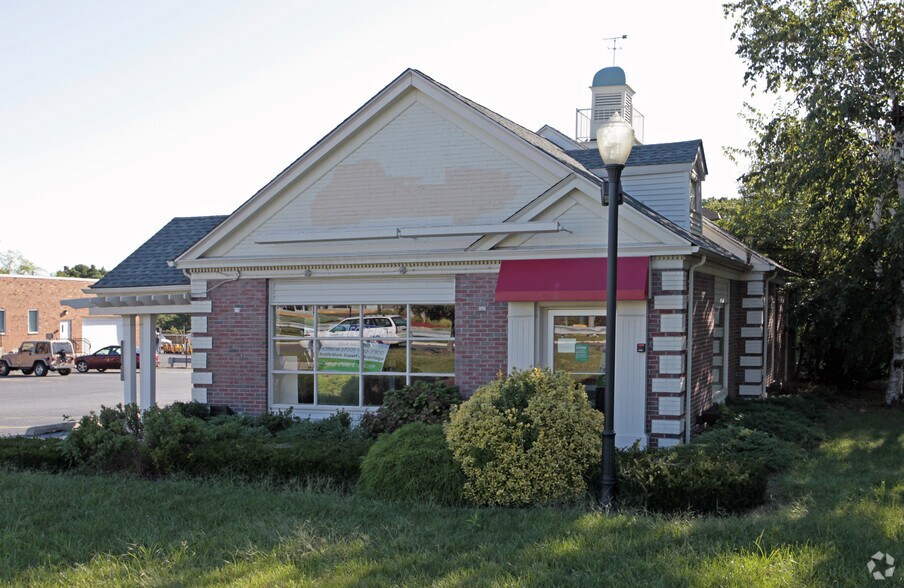 More Photos Of 741 Brick Blvd, Brick Storefront Retail Office For Sale
