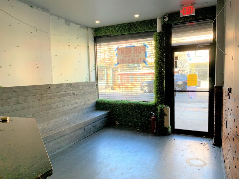 More Photos Of 572 Myrtle Ave, Brooklyn Storefront Retail Office For Lease