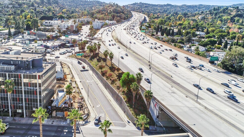 More Photos Of , Sherman Oaks General Retail For Sale