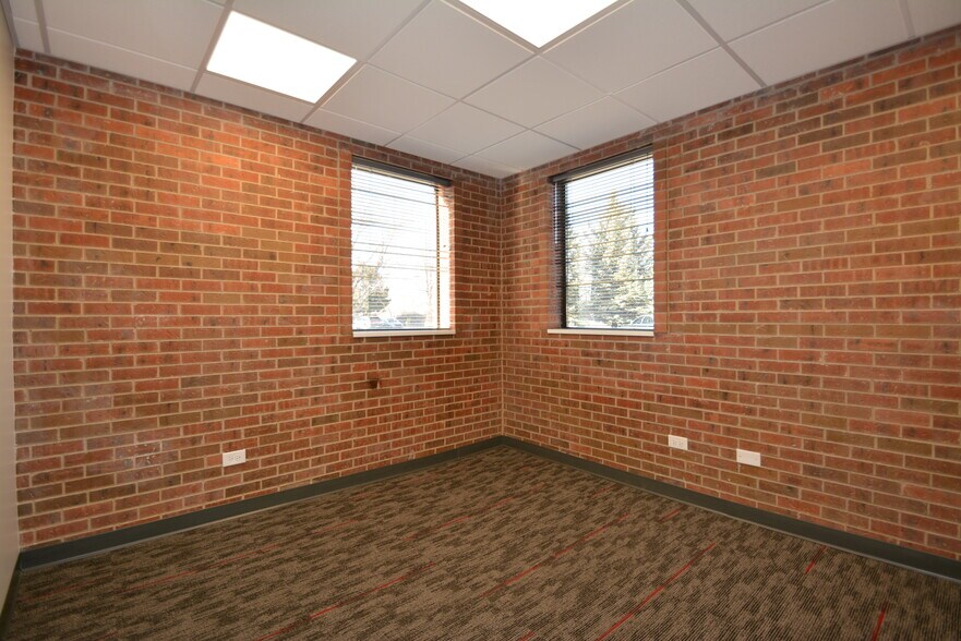 More Photos Of 6595 W 14th Ave, Lakewood Office For Lease