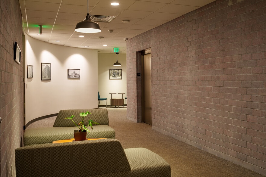 More Photos Of 475 17th St, Denver Office For Sale