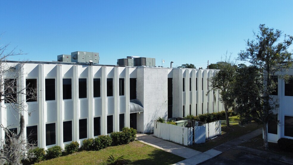 More Photos Of 6501 Arlington Expy, Jacksonville Office Residential For Sale