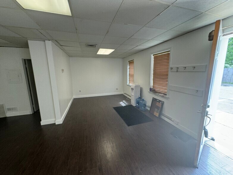 More Photos Of 3231-3233 Superior Ln, Bowie Medical For Lease