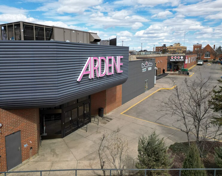 More Photos Of 1403 Central Ave, Prince Albert General Retail For Sale