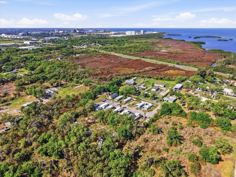 More Photos Of 12300 Phillips Ln, Gibsonton Manufactured Housing Mobile Home Park For Sale