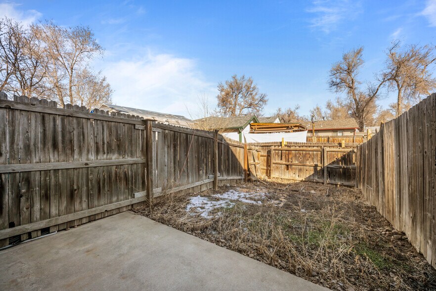 More Photos Of 1300 Balsam St, Lakewood Apartments For Sale