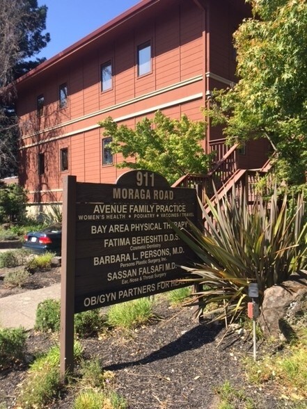 More Photos Of 911 Moraga Rd, Lafayette Medical For Lease