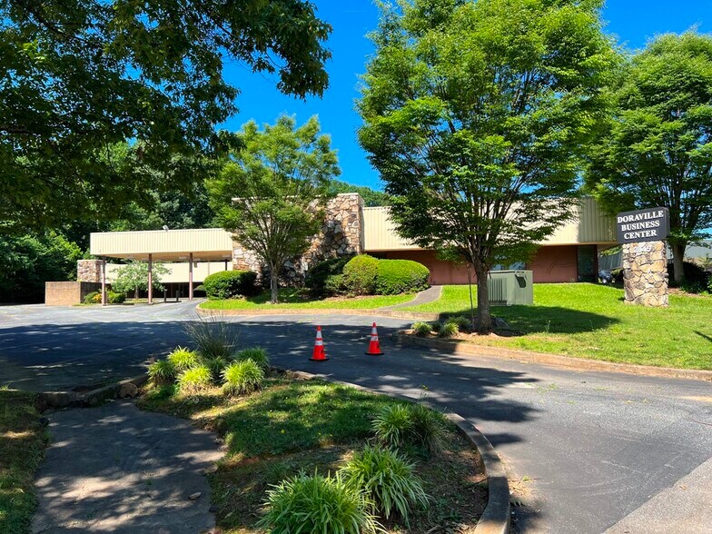 Primary Photo Of 2845 Clearview Pl, Doraville Loft Creative Space For Sale