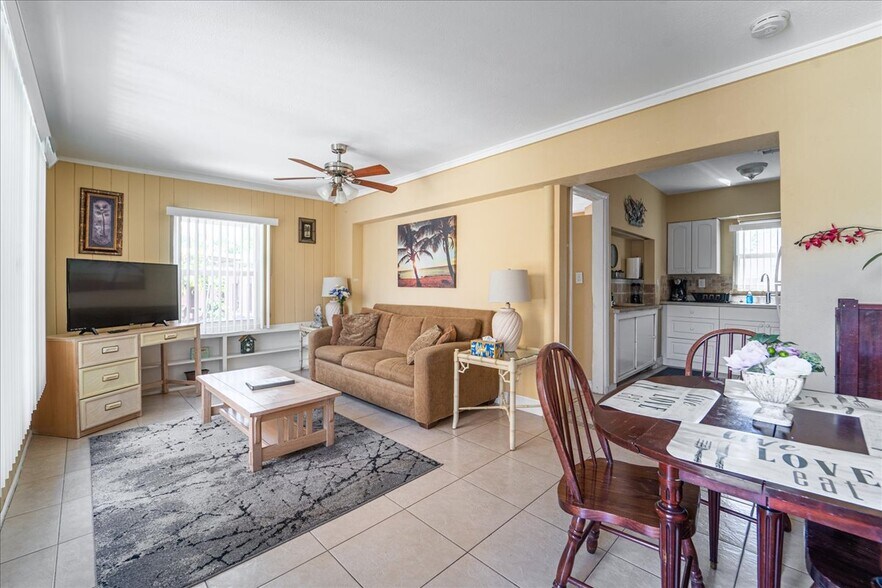 More Photos Of 216 NE 18th Ave, Pompano Beach Apartments For Sale