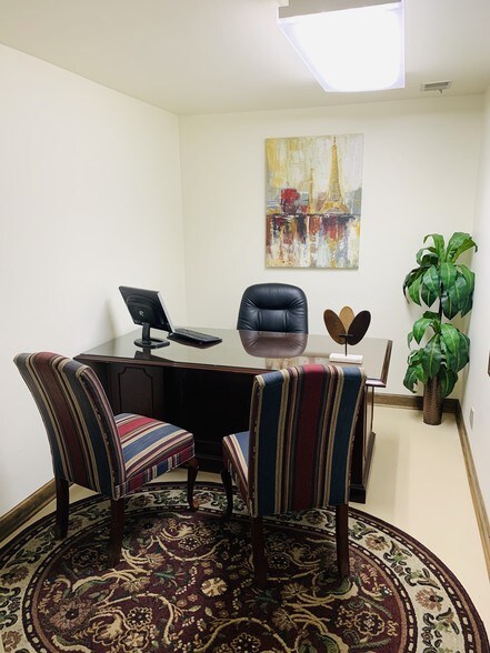 More Photos Of 1632 W Colonial Pky, Inverness Loft Creative Space For Lease