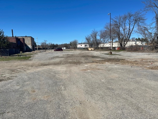 Primary Photo Of 386 Oakwood Rd, Huntington Station Land For Lease