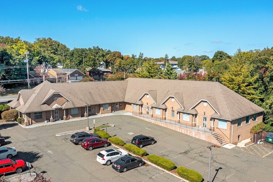 Primary Photo Of 1 Degraw Ave, Teaneck Medical For Lease