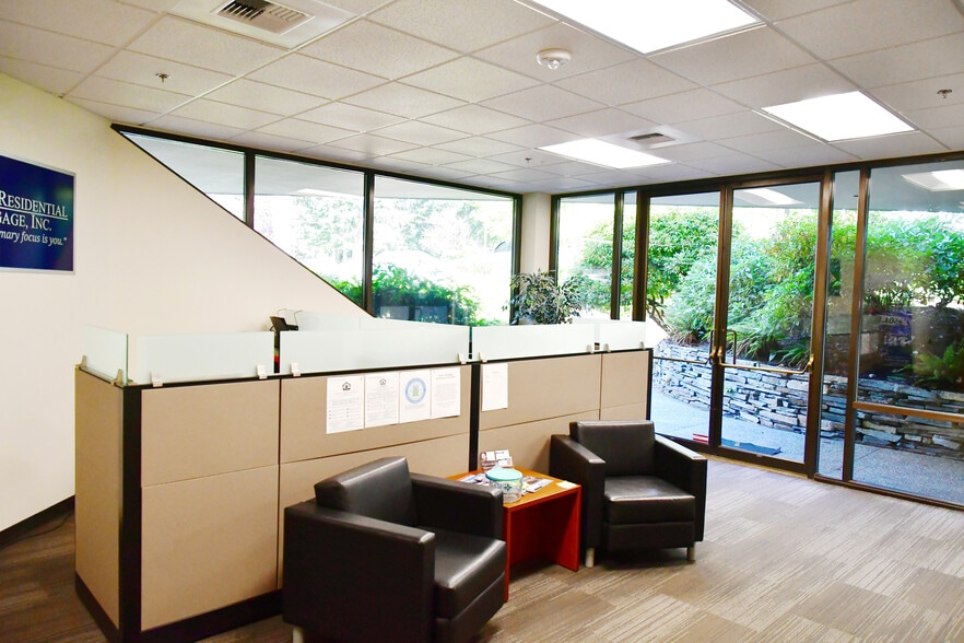 More Photos Of 33434 8th Ave S, Federal Way Office For Lease