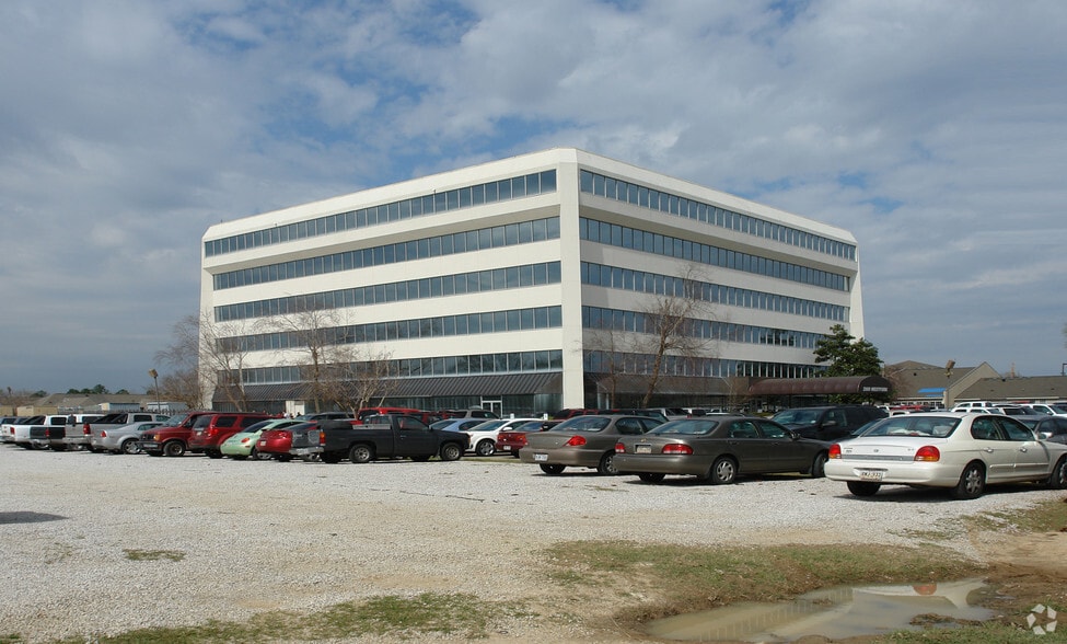 More Photos Of 2900 Westfork Dr, Baton Rouge Office For Lease