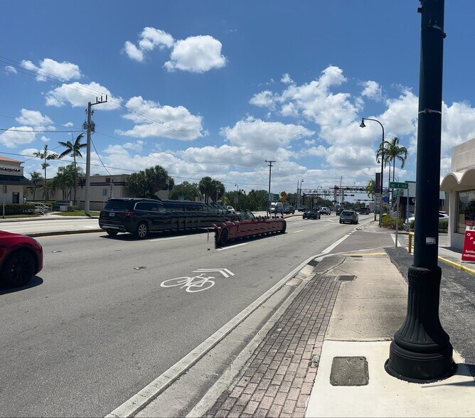 More Photos Of 165 E Hillsboro Blvd, Deerfield Beach Freestanding For Lease