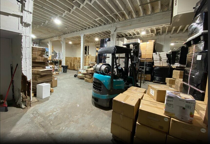 More Photos Of 491 21st St, Irvington Warehouse For Lease
