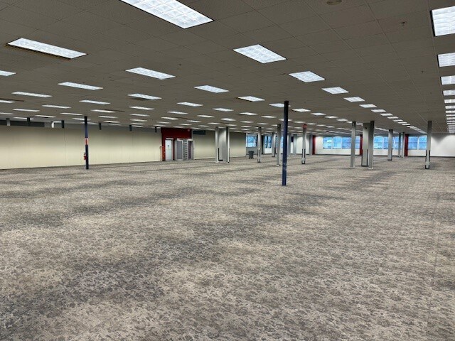 More Photos Of 1720 E Primrose St, Springfield Office For Lease