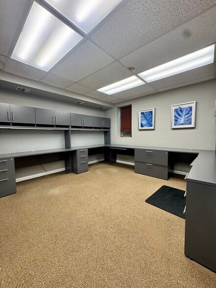 More Photos Of 220 Jack Martin Blvd, Brick Medical For Sale