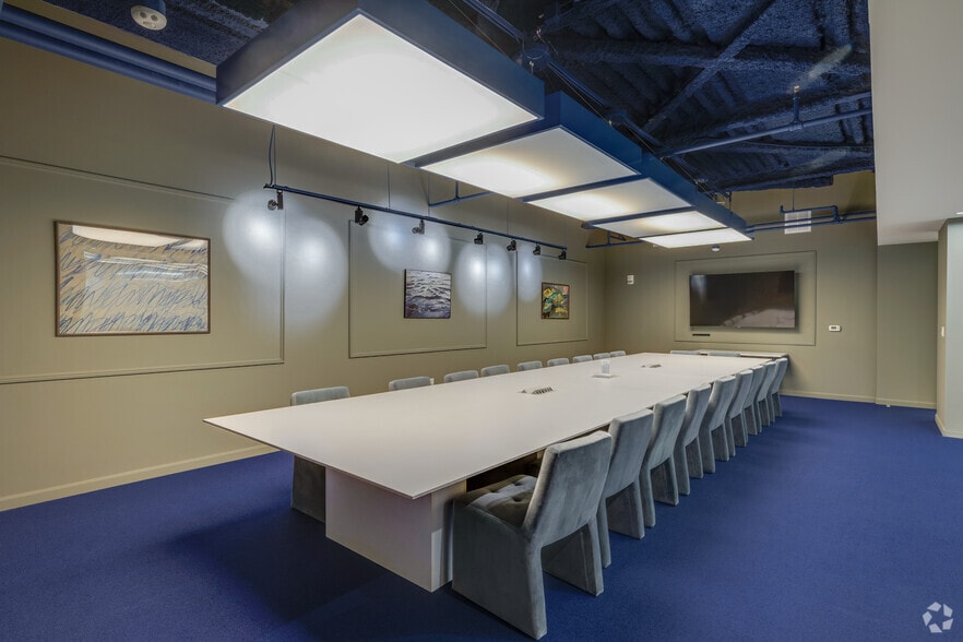 More Photos Of 1635 Market St, Philadelphia Office For Sale