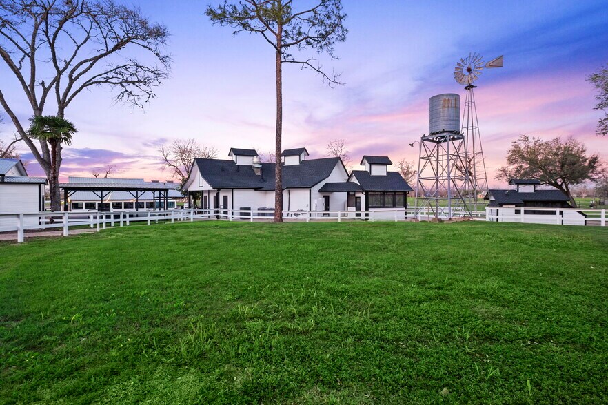 More Photos Of 9903 FM 2759 Rd, Richmond Specialty For Sale