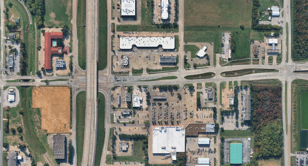 More Photos Of 1309 W Fairmont Pky, La Porte Unknown For Lease