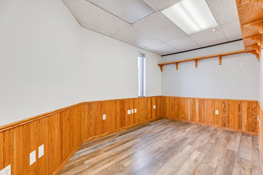 More Photos Of 831 Michigan Ave, Sheboygan Healthcare For Sale