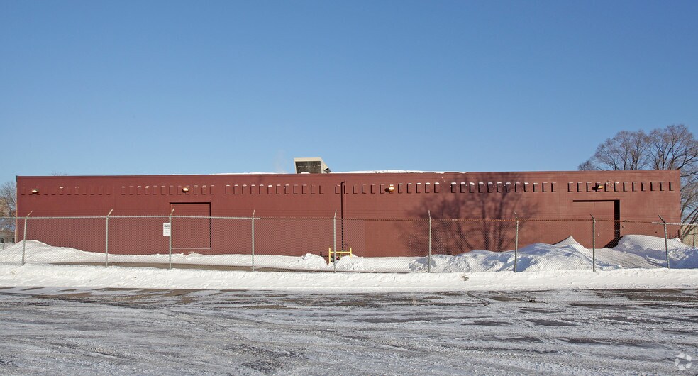 More Photos Of 130-150 Eva St, Saint Paul Industrial For Sale