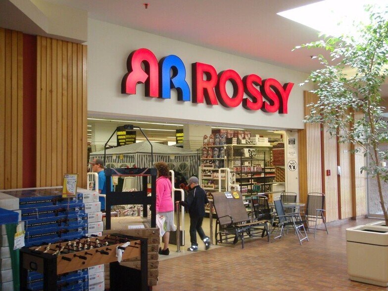 More Photos Of 153-159 Conception Bay, Bay Roberts Storefront For Lease