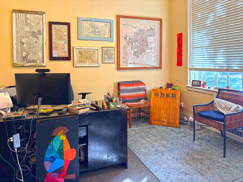 More Photos Of 2340 Durant Ave, Berkeley Schools For Lease