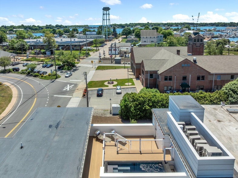 More Photos Of 32 Broadway Ave, Mystic Hotel For Sale