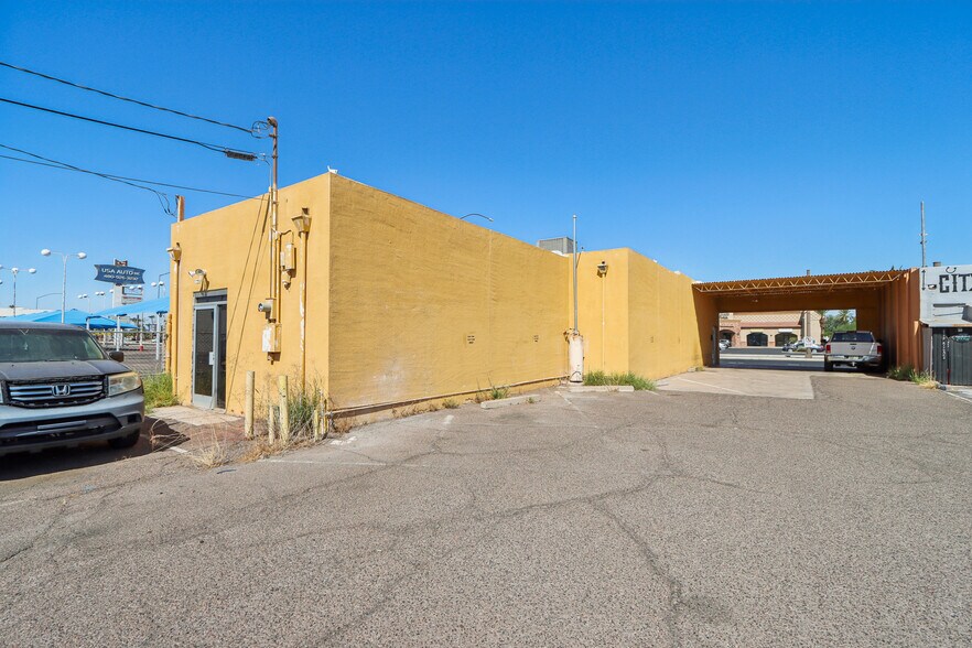 More Photos Of 443 W Main St, Mesa Storefront Retail Office For Sale