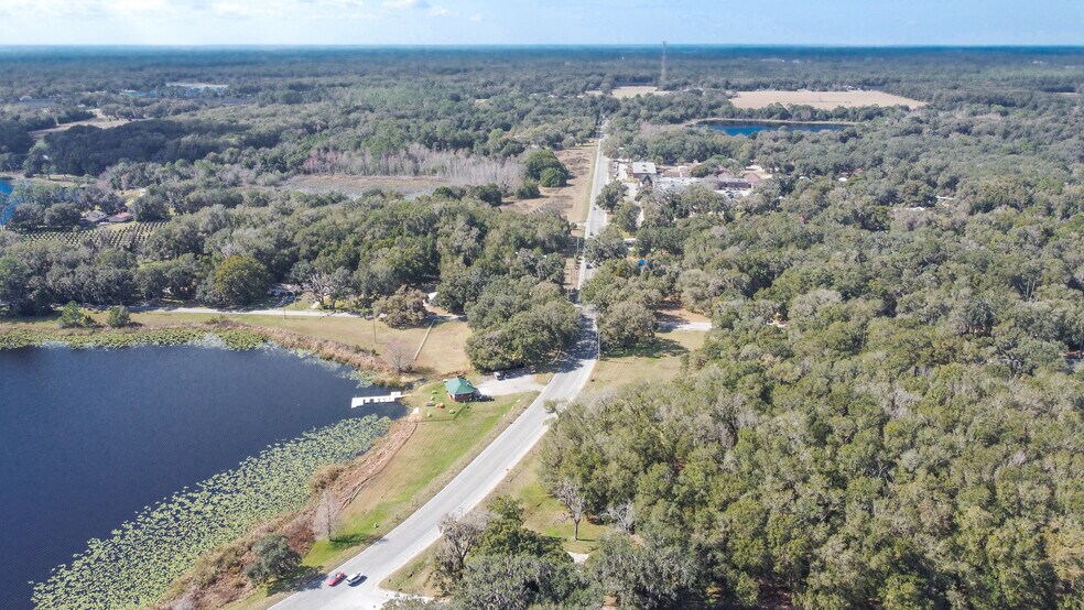 More Photos Of 831 Huntington Rd, Crescent City Freestanding For Sale