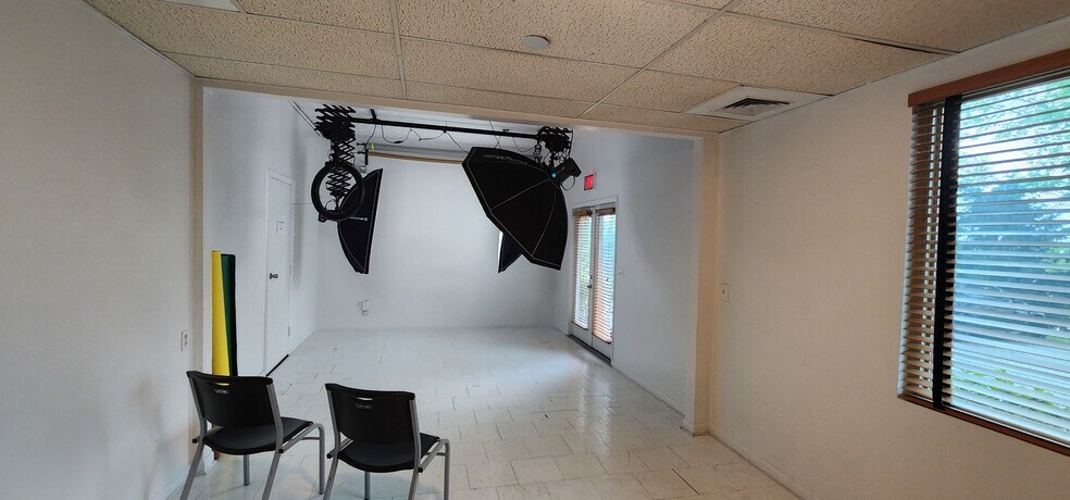 More Photos Of 10680-10710 McSwain Dr, Cincinnati Flex For Sale