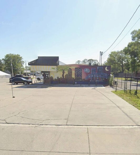 More Photos Of 5050 Sunbeam Rd, Jacksonville General Retail For Lease