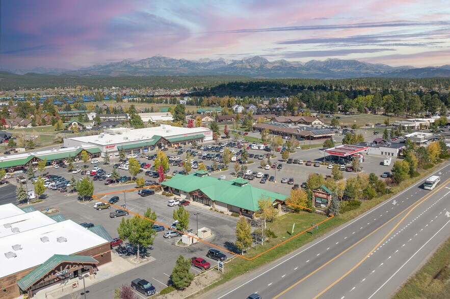 More Photos Of 140 Country Center Dr, Pagosa Springs Storefront For Sale