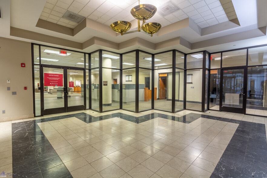 More Photos Of 100 S 4th St, Paducah Office For Lease