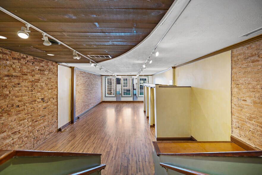 More Photos Of 43 Main St, Clinton Township Storefront For Sale