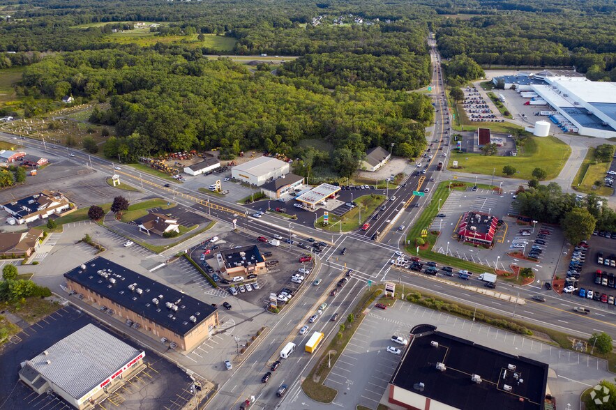 More Photos Of 25 Market St, Swansea Unknown For Lease