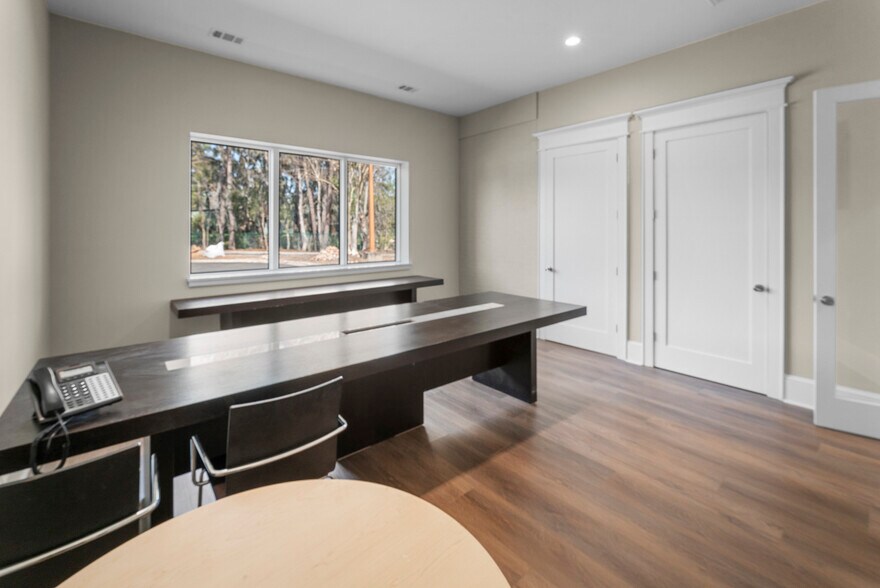 More Photos Of 710 Mall Blvd, Savannah Bank For Sale