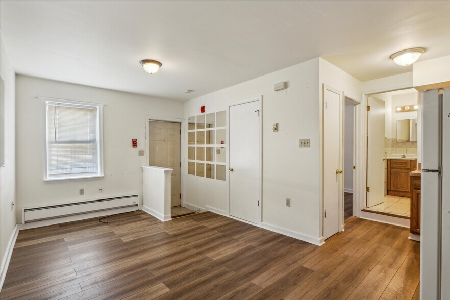 More Photos Of 2855 E Thompson St, Philadelphia Apartments For Sale