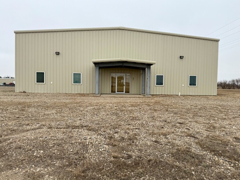 Primary Photo Of 601 Gilbertson St SE, Tioga Warehouse For Lease