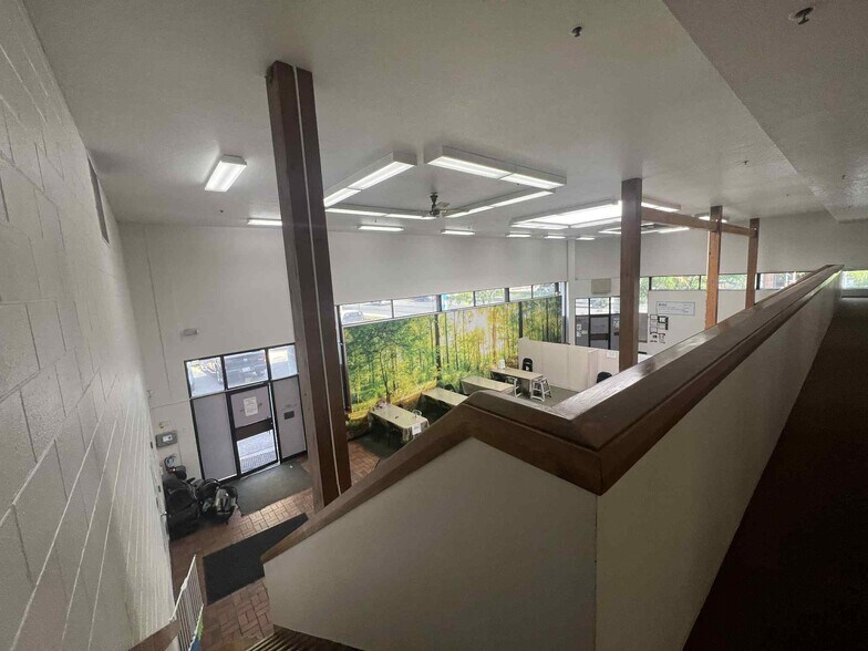 More Photos Of 256 24th St, Ogden Freestanding For Lease