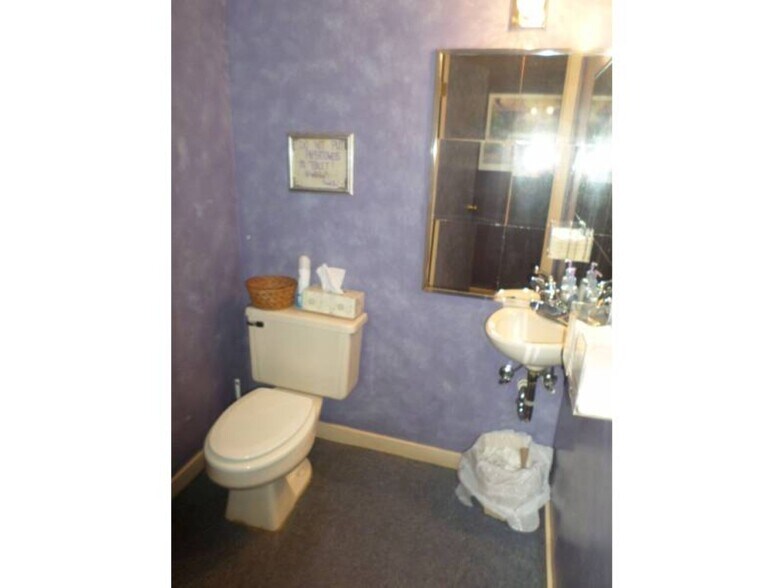 More Photos Of 1 Britton Pl, Voorhees Medical For Sale