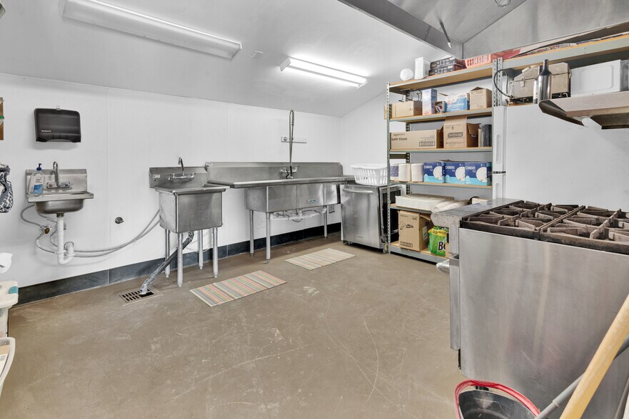 More Photos Of 4295 Union Rd, Paso Robles Winery Vineyard For Sale