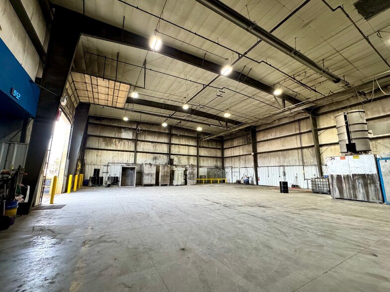 More Photos Of 3521 Antelope Ave, Kearney Manufacturing For Sale