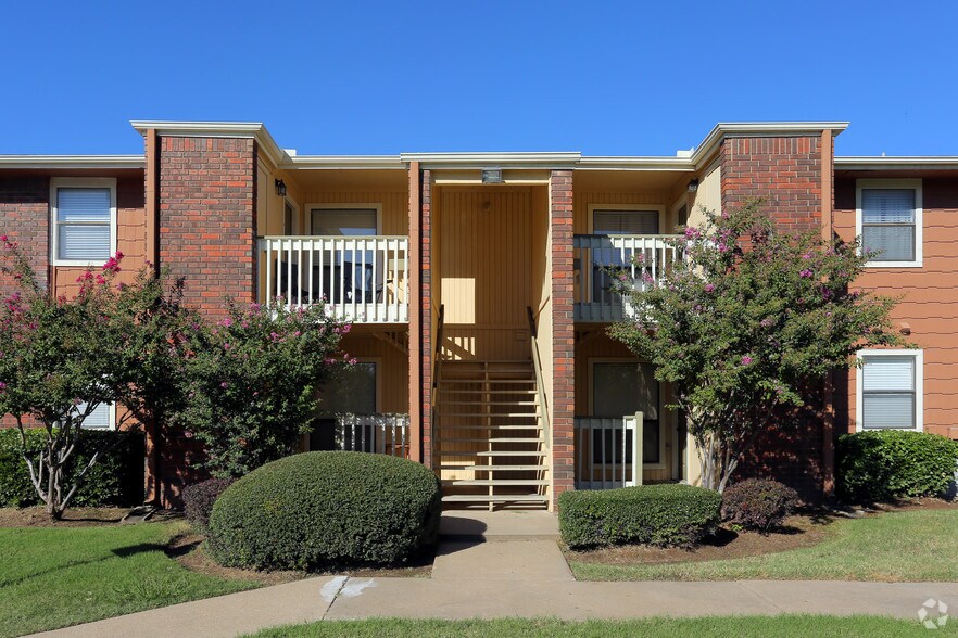 More Photos Of 6326 S 107th East Ave, Tulsa Apartments For Sale