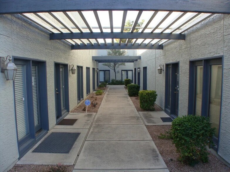 More Photos Of 4535 S Lakeshore Dr, Tempe Office For Lease