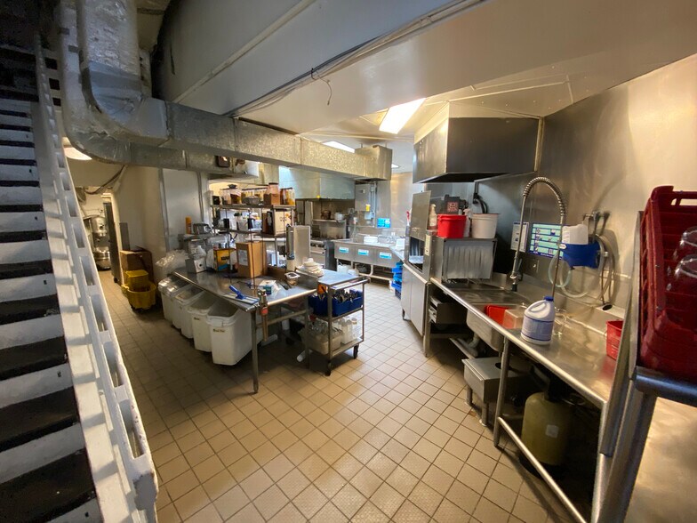 More Photos Of 326 S Guadalupe St, Santa Fe Restaurant For Lease